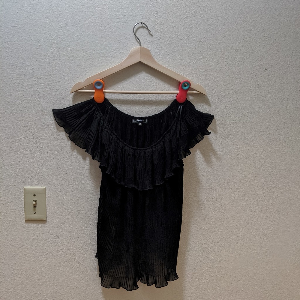Black Ivonne off the shoulder top